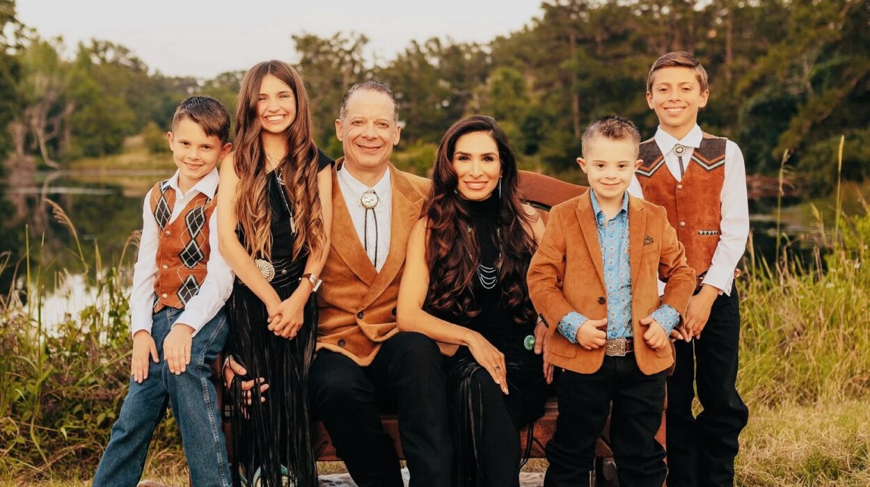 Monty Bennett Family Photo
